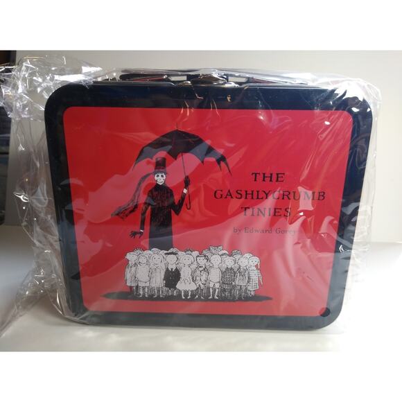 Edward Gorey The Gashlycrumb Tinies Red Metal Lunchbox Tin 2003 Gothic Spooky - Picture 2 of 10